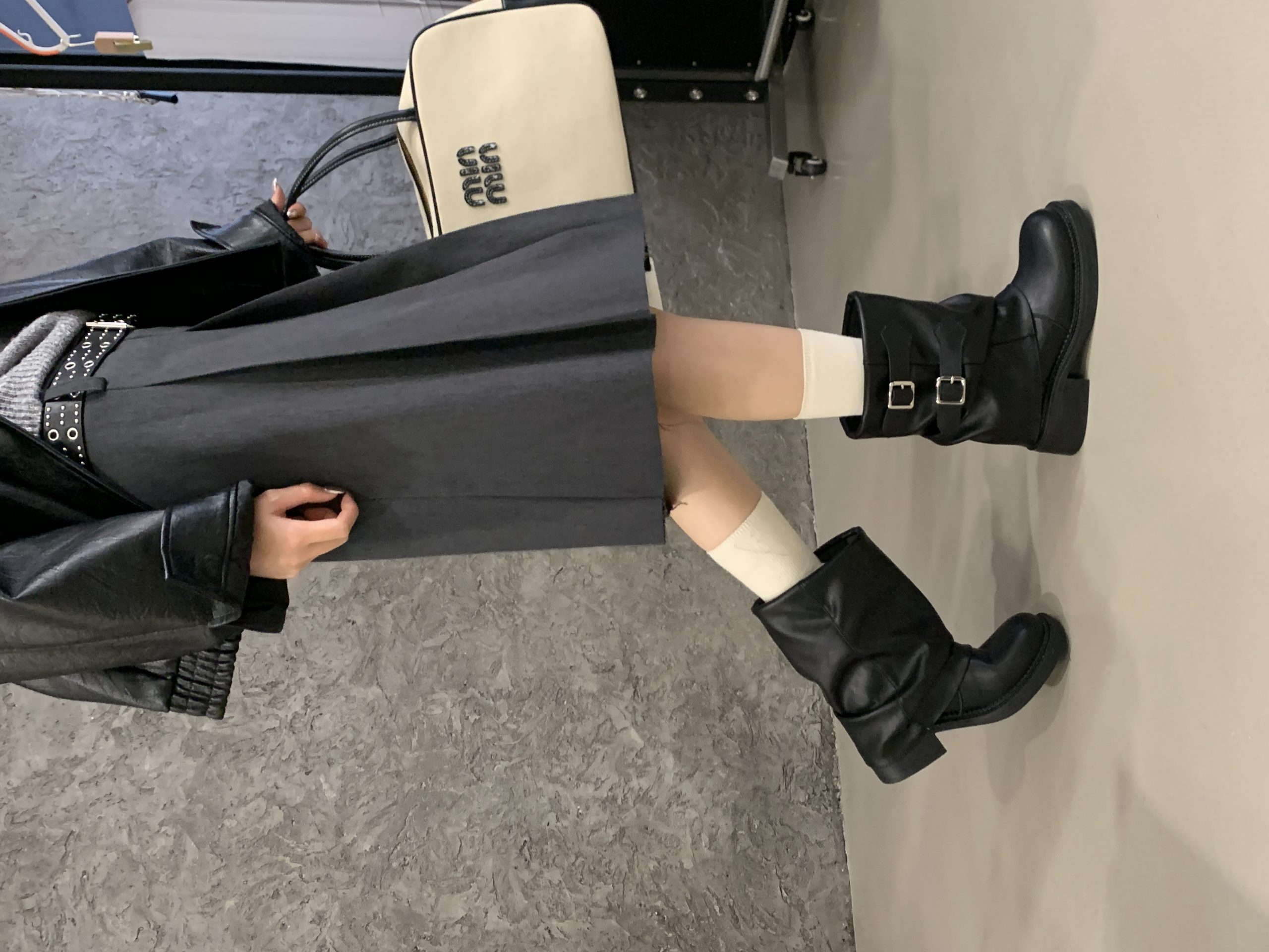 2025-new-chunky-heel-fashion-boots-genuine-leather-retro-mid-calf-boots-thick-sole-trouser-boots_2 2025 New Chunky Heel Fashion Boots Genuine Leather Retro Mid-Calf Boots Thick Sole Trouser Boots