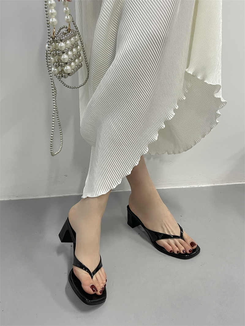 2025-new-fashion-thong-high-heel-slippers-for-women-casual-pu-leopard-print_3 2025 New Fashion Thong High Heel Slippers for Women Casual PU Leopard Print