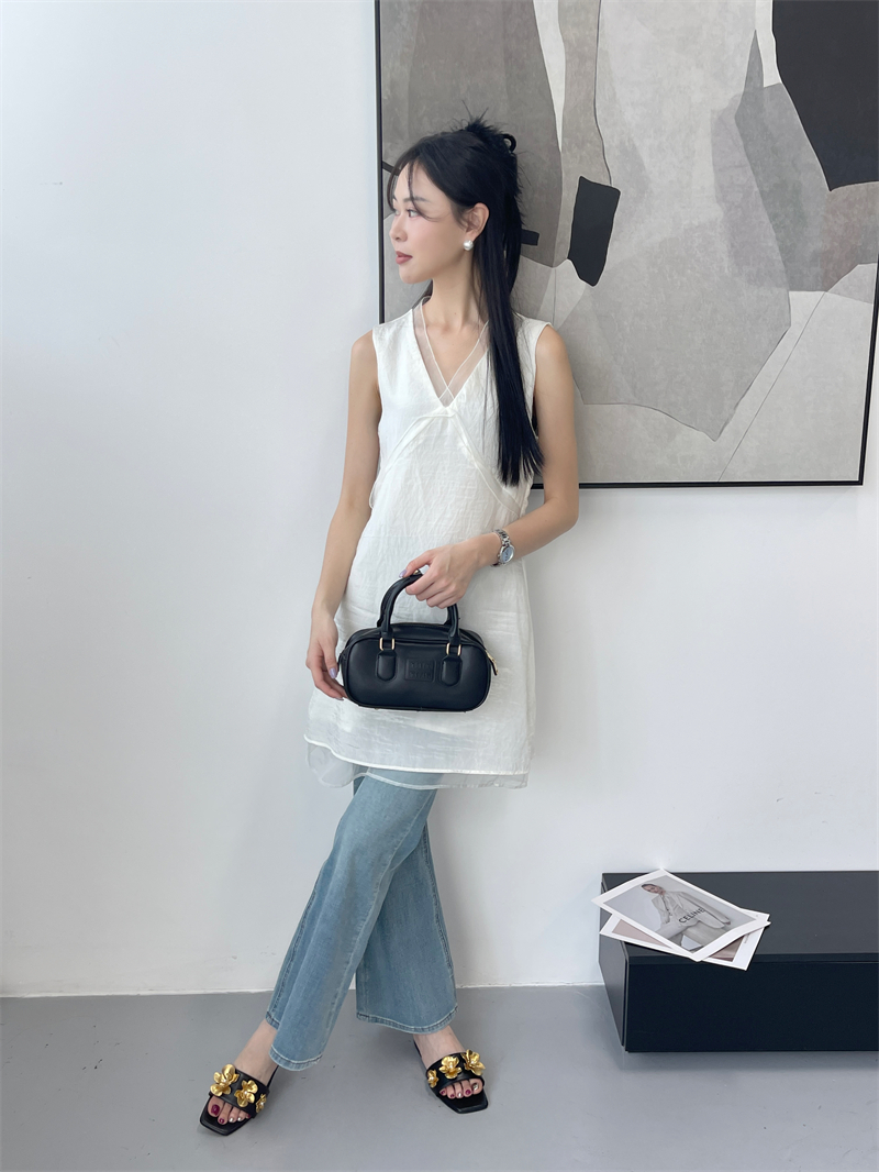 2025-new-summer-flat-one-strap-slippers-for-women_1 2025 New Summer Flat One-Strap Slippers for Women