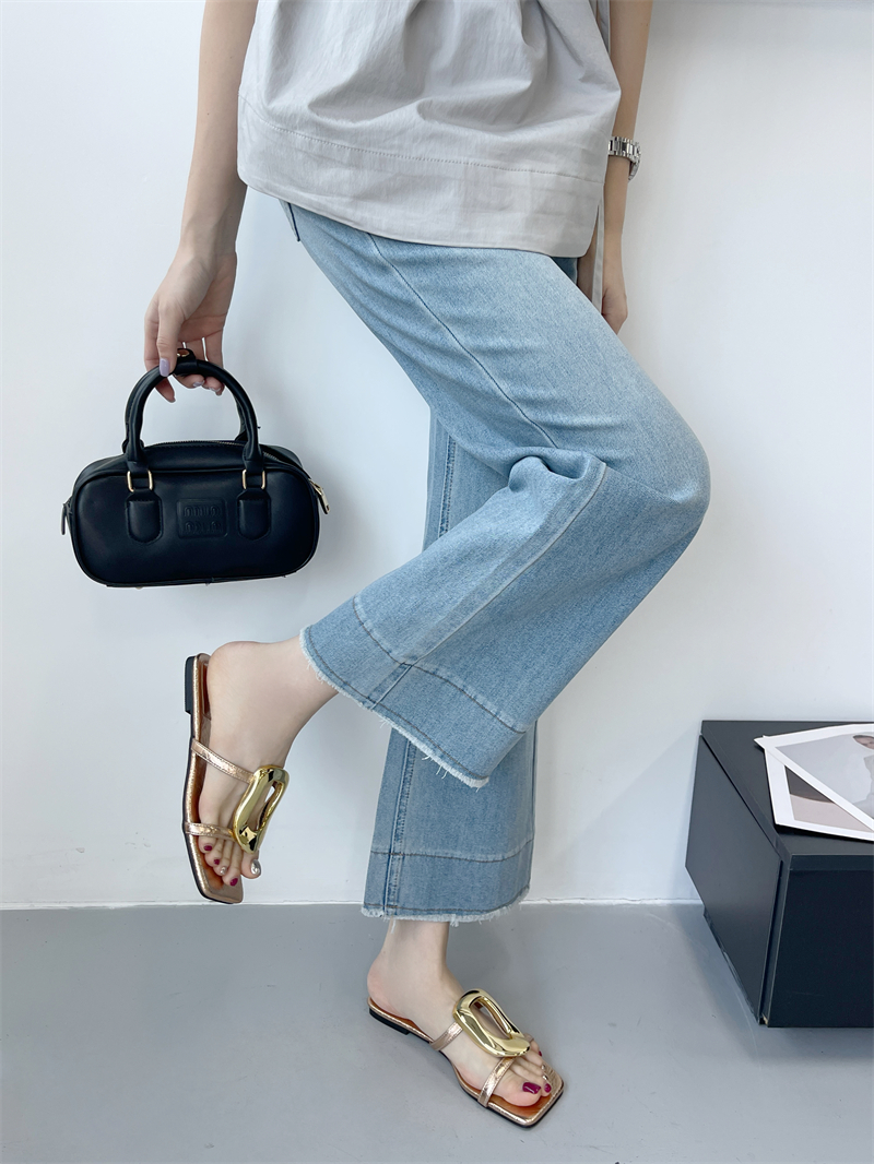 2025-new-summer-flat-slippers-for-women_3 2025 New Summer Flat Slippers for Women