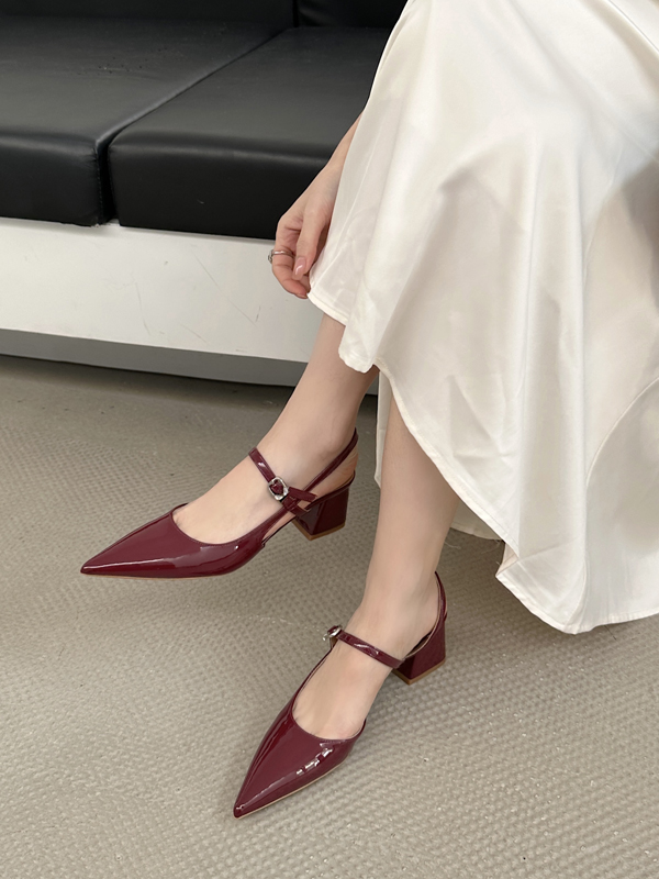 baotou-sandals-women-2025-spring-summer-new-french-pointed-toe-chunky-heel-open-back-slip-on-high-heel-shoes_1 Baotou Sandals Women 2025 Spring Summer New French Pointed Toe Chunky Heel Open Back Slip On High Heel Shoes