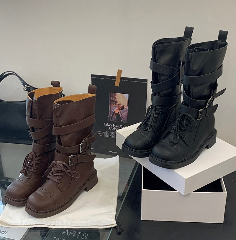 zhuipin-2026-new-thick-sole-mid-calf-rider-boots-women-retro-belt-buckle-short-motorcycle-boots Zhuipin 2026 New Thick Sole Mid-Calf Rider Boots Women Retro Belt Buckle Short Motorcycle Boots